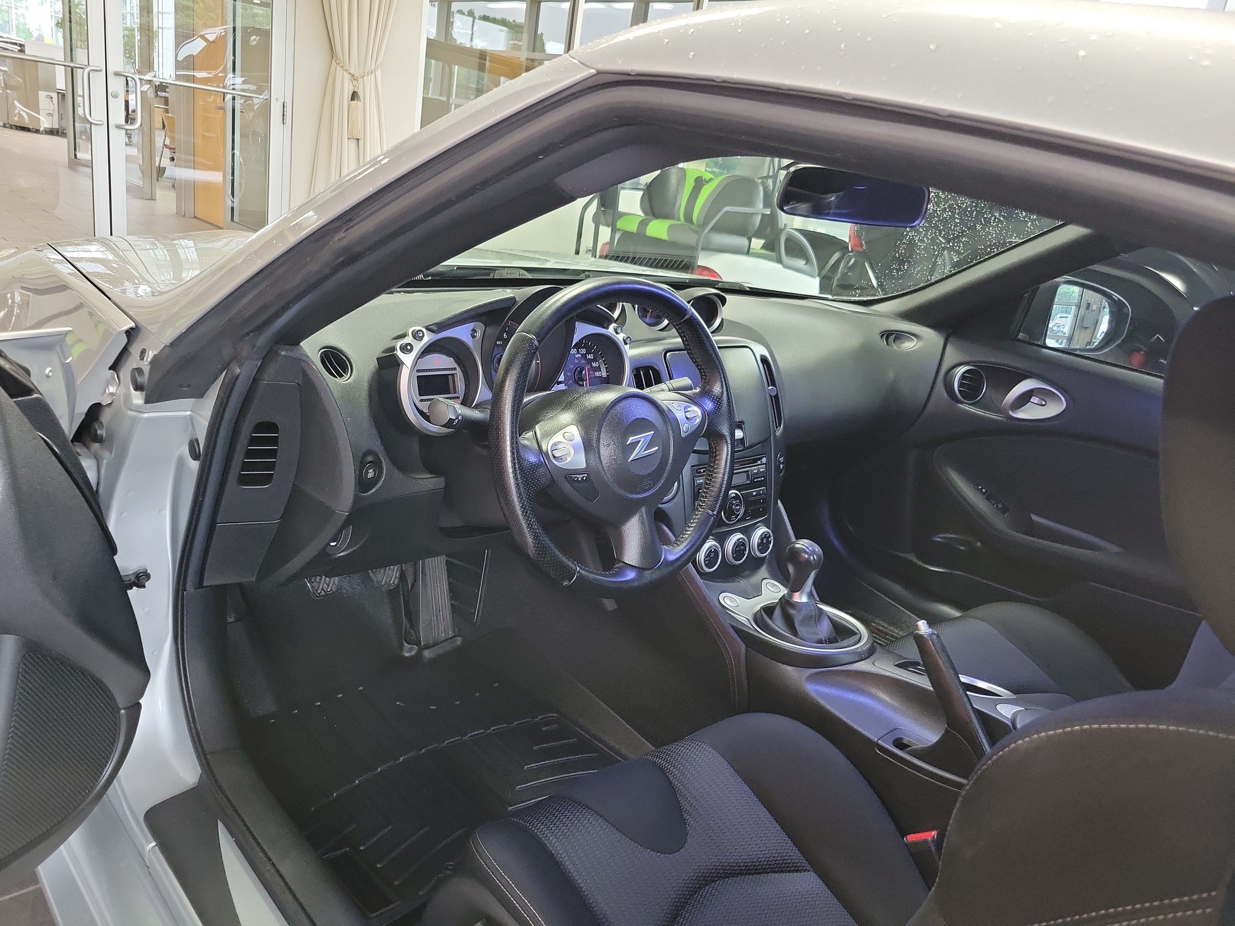 Used 2010 Nissan 370Z Coupe w/ Sport Pkg RWD image 14
