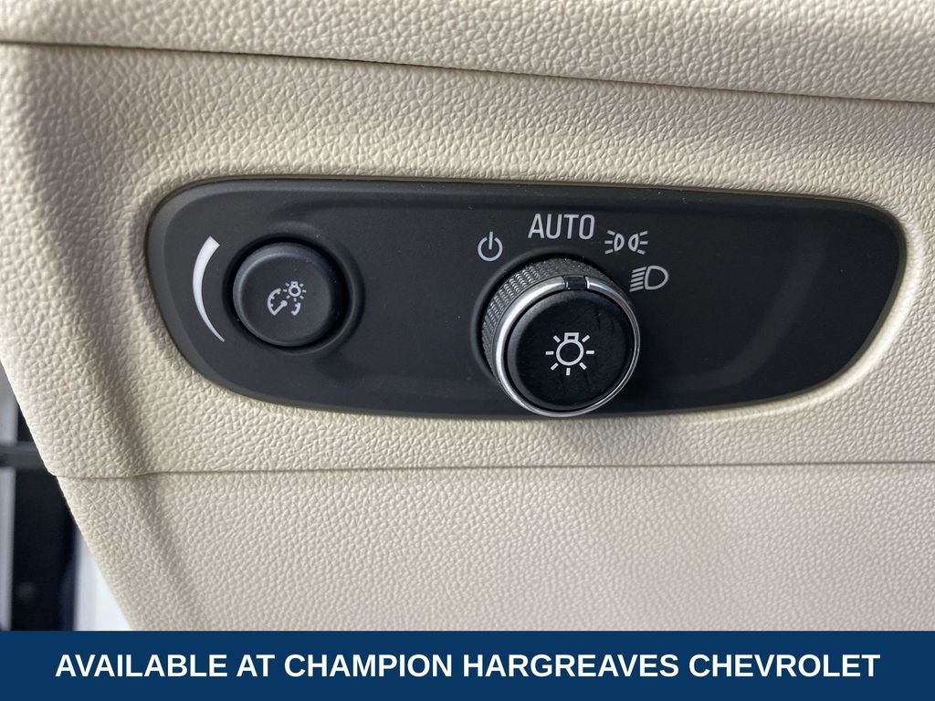 Used 2023 Buick Envision Preferred image 23