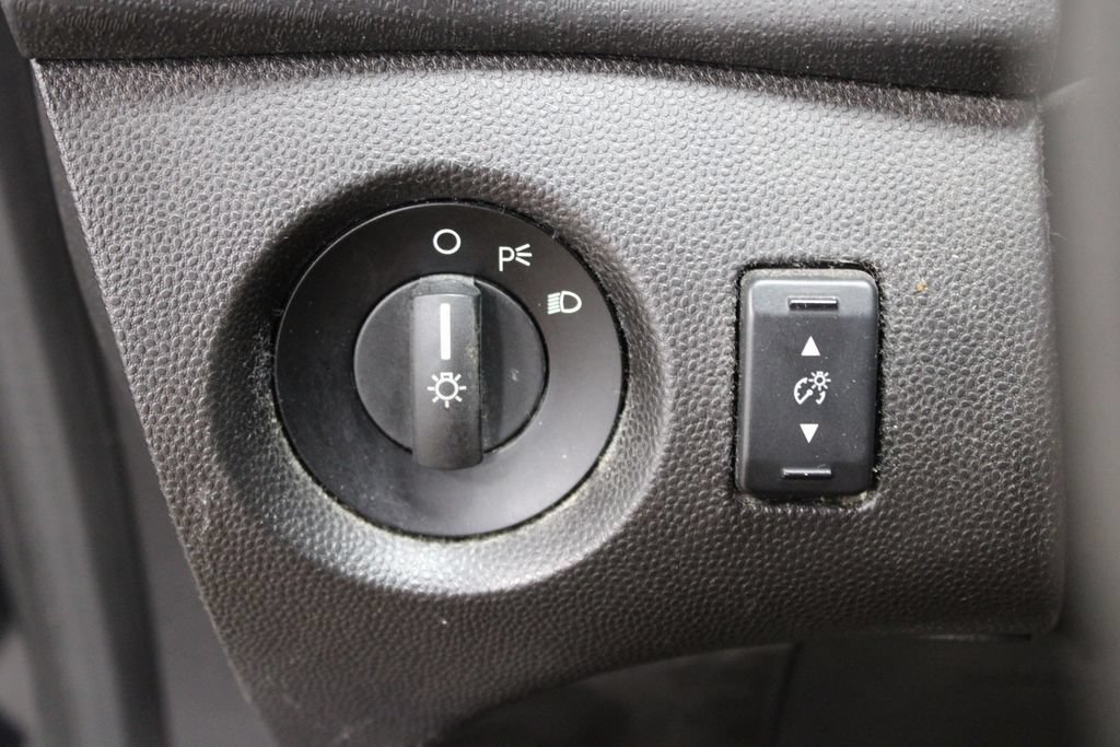Used 2015 Ford Fiesta S FWD image 23