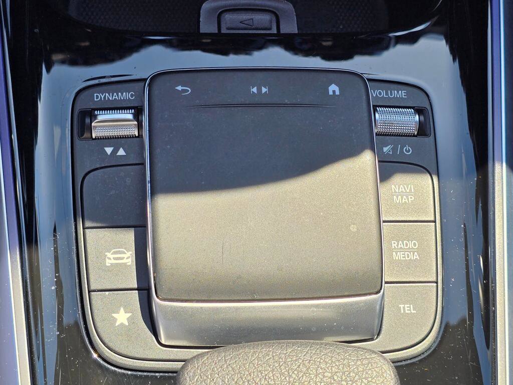Used 2022 Mercedes-Benz GLB 250 4MATIC image 43