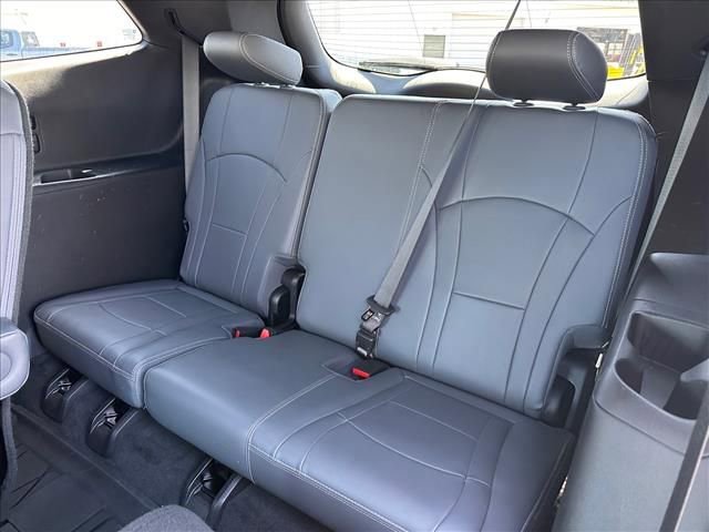 Certified 2023 Buick Enclave Essence w/ Experience Buick Package image 19