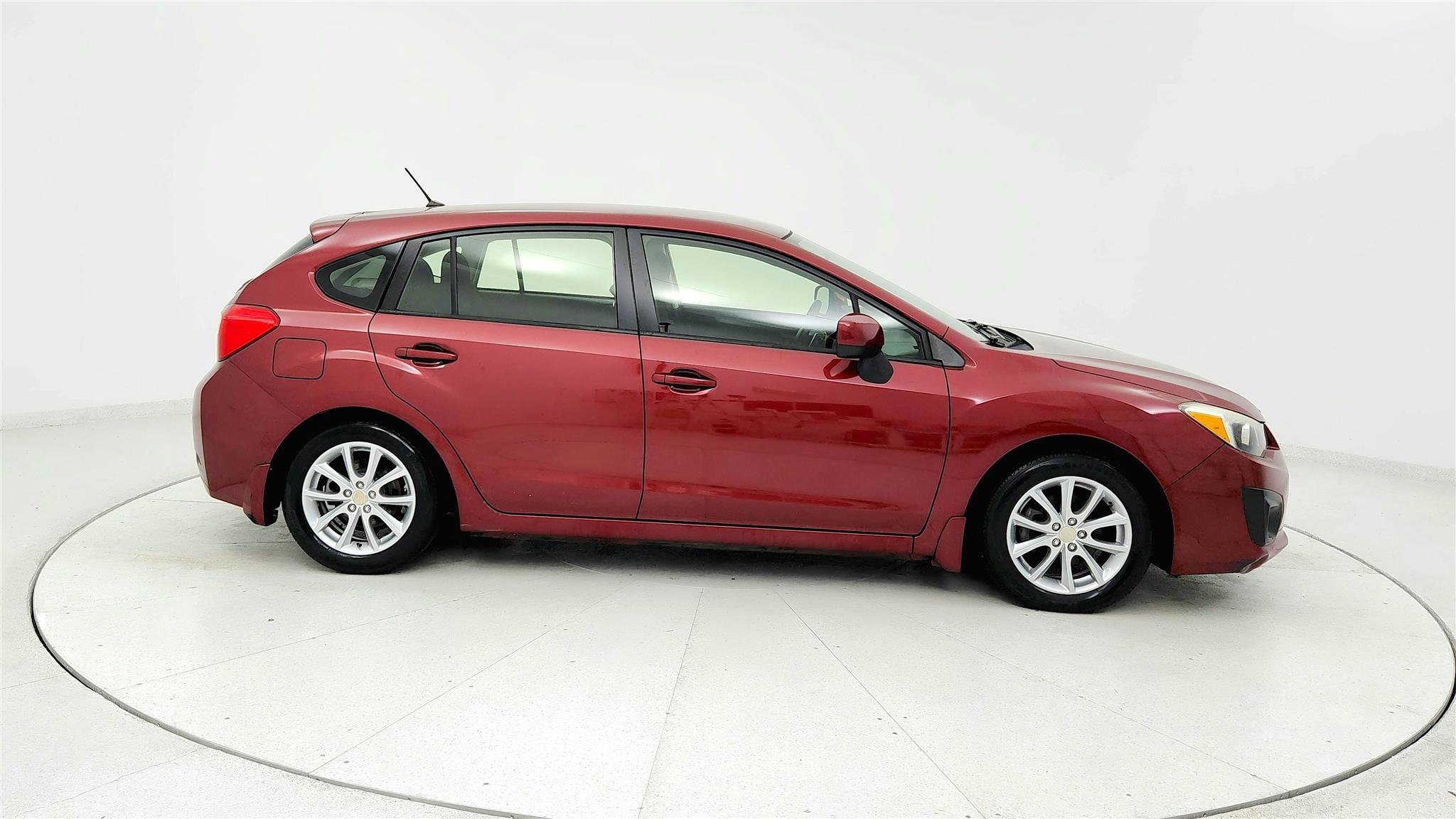 Used 2014 Subaru Impreza 2.0i Premium w/ All-Weather Package w/CVT AWD/4WD image 6