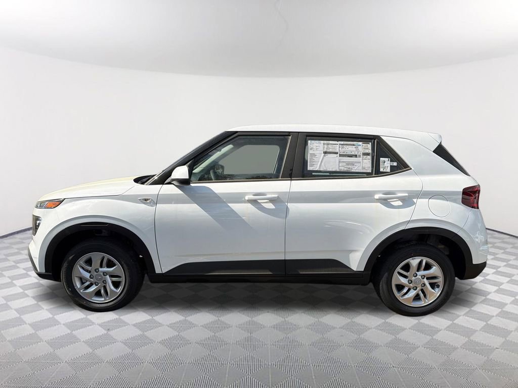 New 2026 Hyundai Venue SE image 8