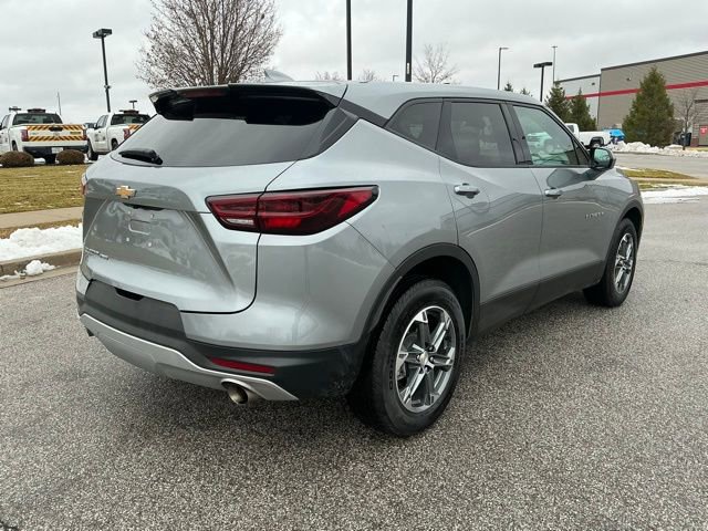 Used 2025 Chevrolet Blazer LT image 6