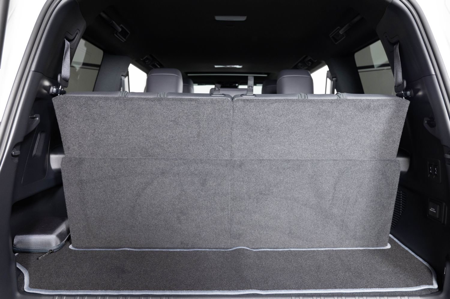 Used 2025 Lexus GX 550 w/ Accessory Package (Z1) AWD/4WD image 23