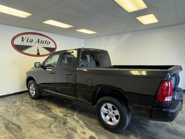 Used 2017 RAM 1500 Express AWD/4WD image 12