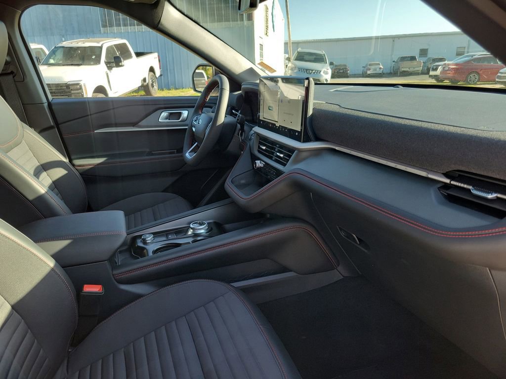 New 2026 Ford Explorer ST-Line image 32