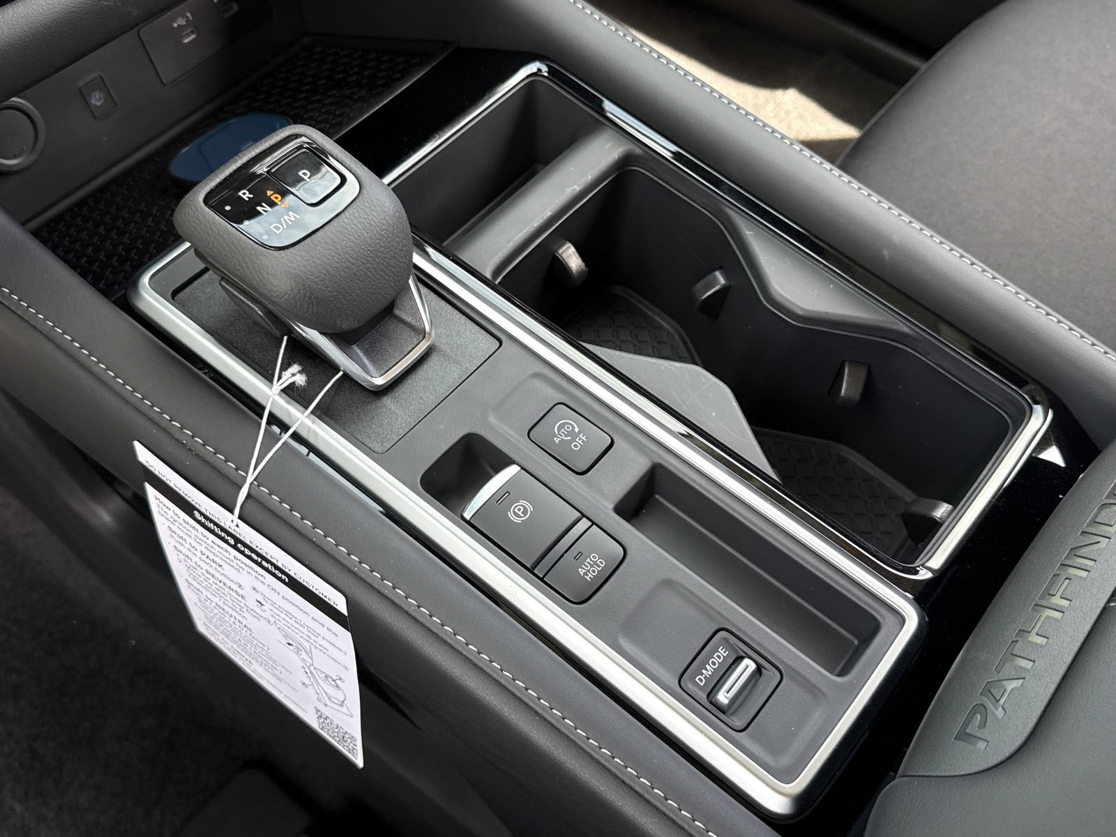 New 2026 Nissan Pathfinder SV w/ SV Premium Package FWD image 9