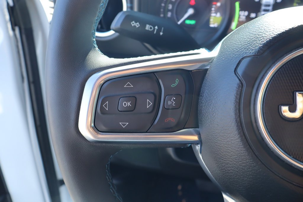 Used 2024 Jeep Wrangler High Altitude AWD/4WD image 23