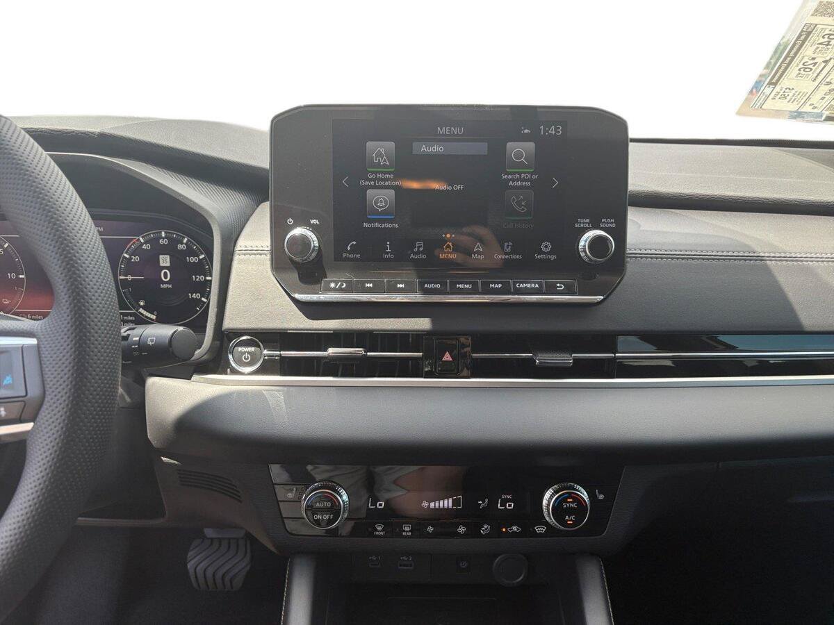 New 2026 Nissan Rogue SL AWD/4WD image 19