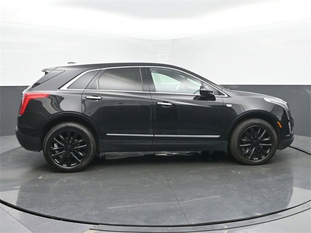 Used 2017 Cadillac XT5 Platinum image 6