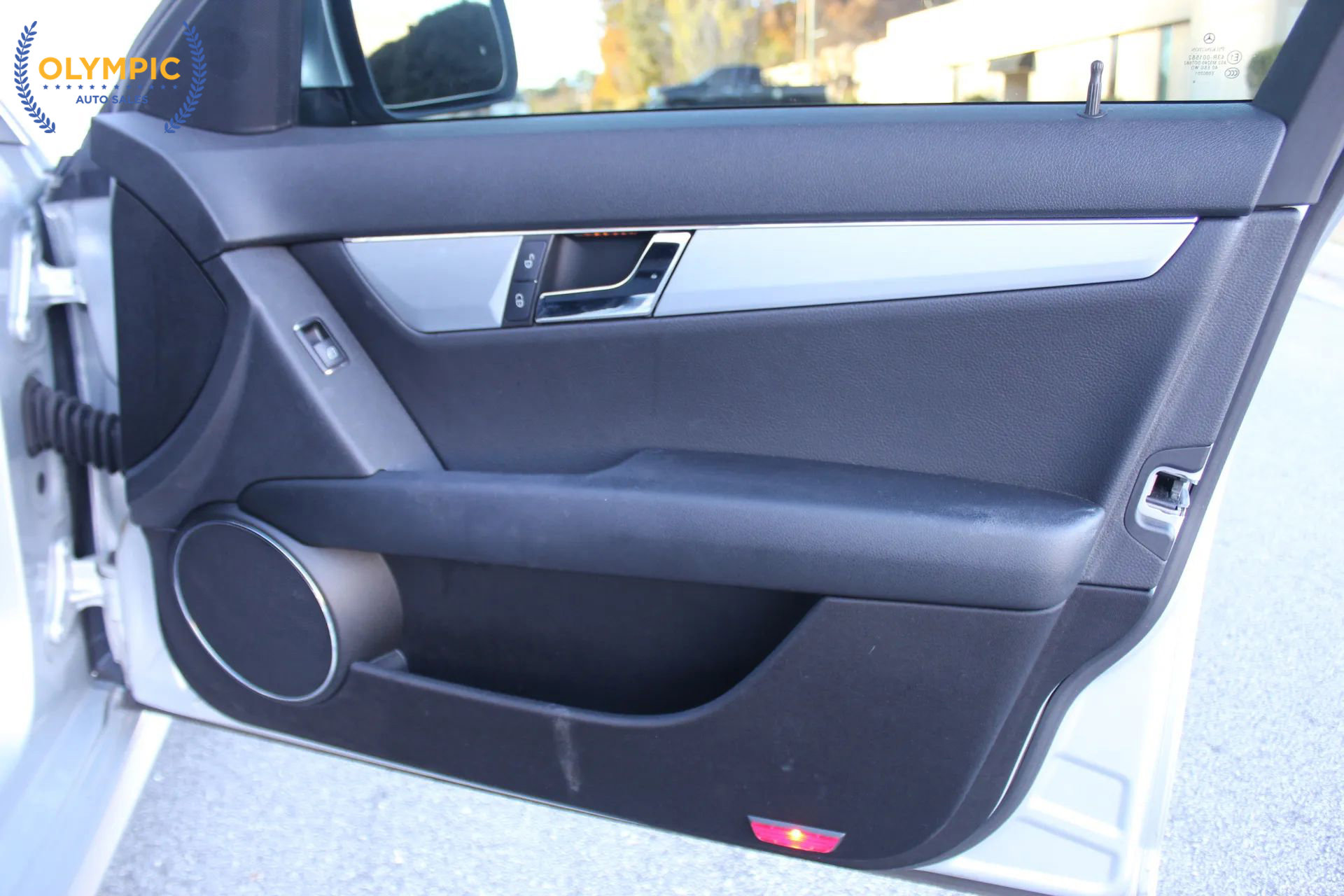 Used 2008 Mercedes-Benz C 300 Sedan w/ P1 Pkg image 42