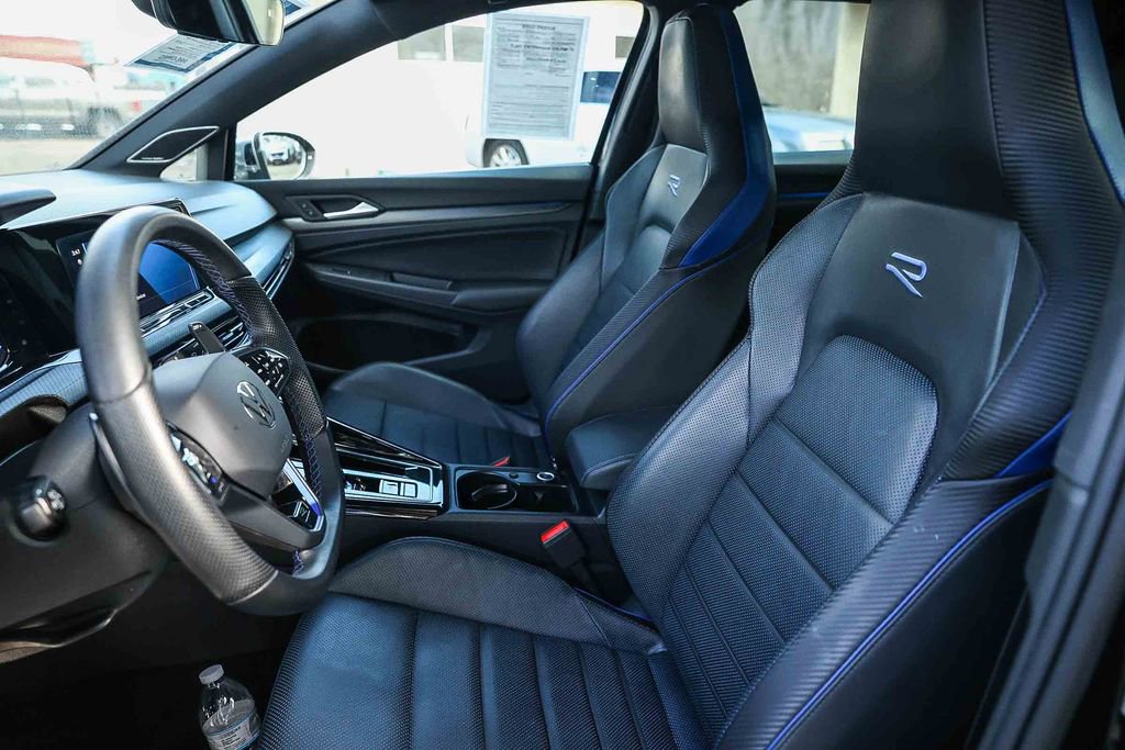 Used 2024 Volkswagen Golf R image 25