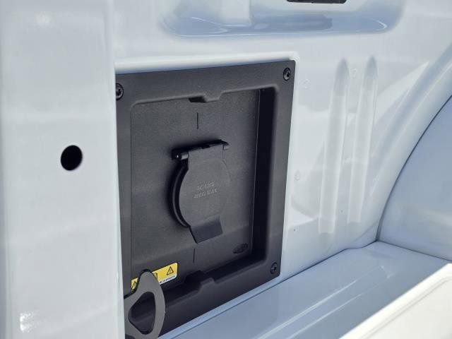 New 2025 Ford F150 XLT w/ Equipment Group 302A MID image 11