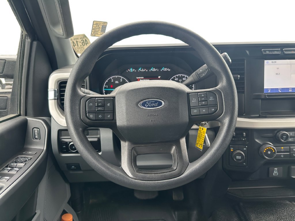 Used 2023 Ford F350 XLT w/ 360-Degree Camera Package AWD/4WD image 14