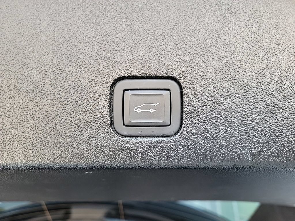 Used 2024 Cadillac XT6 Luxury AWD/4WD image 20