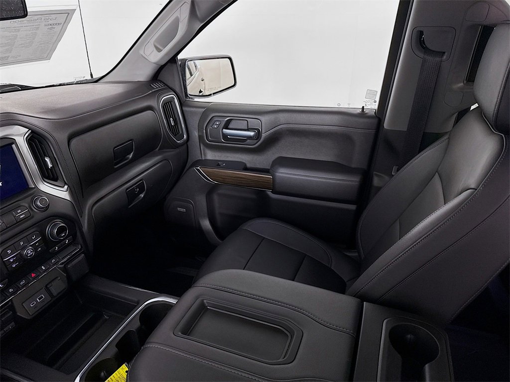 Used 2021 Chevrolet Silverado 1500 RST w/ Convenience Package II image 25