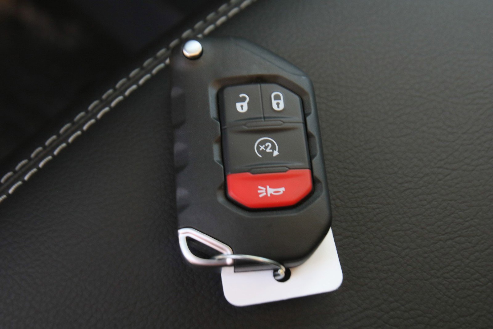 New 2023 Jeep Wrangler Sahara w/ Cold Weather Group image 18