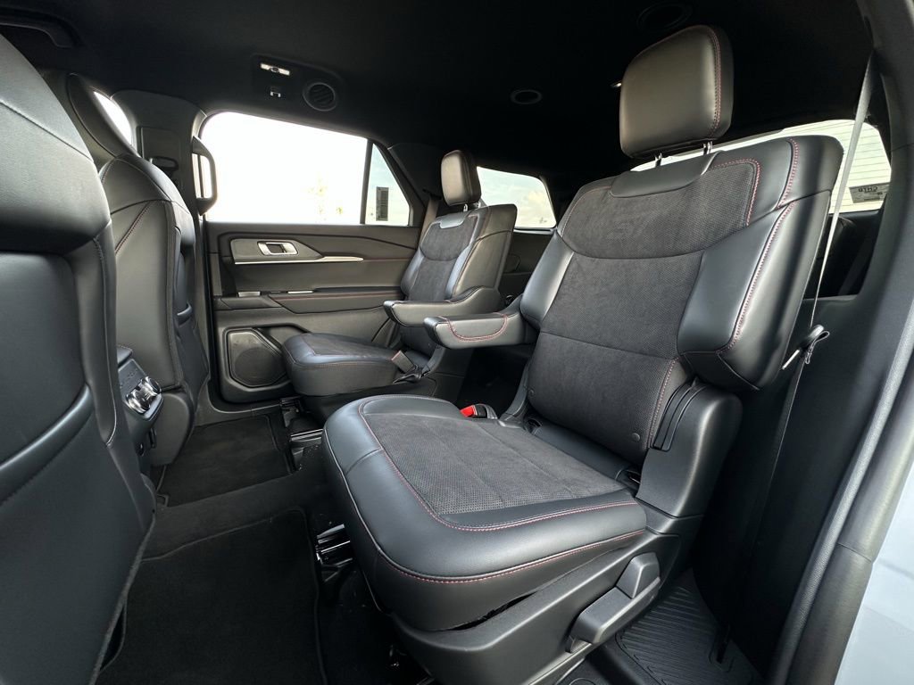 New 2026 Ford Explorer ST image 64