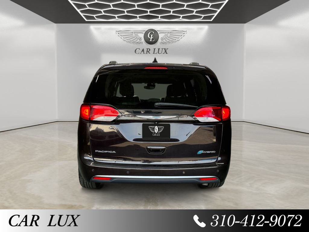 Used 2018 Chrysler Pacifica Limited w/ Advanced Safetytec Group FWD image 4