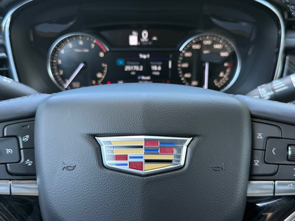 Certified 2025 Cadillac XT6 Premium Luxury FWD image 26