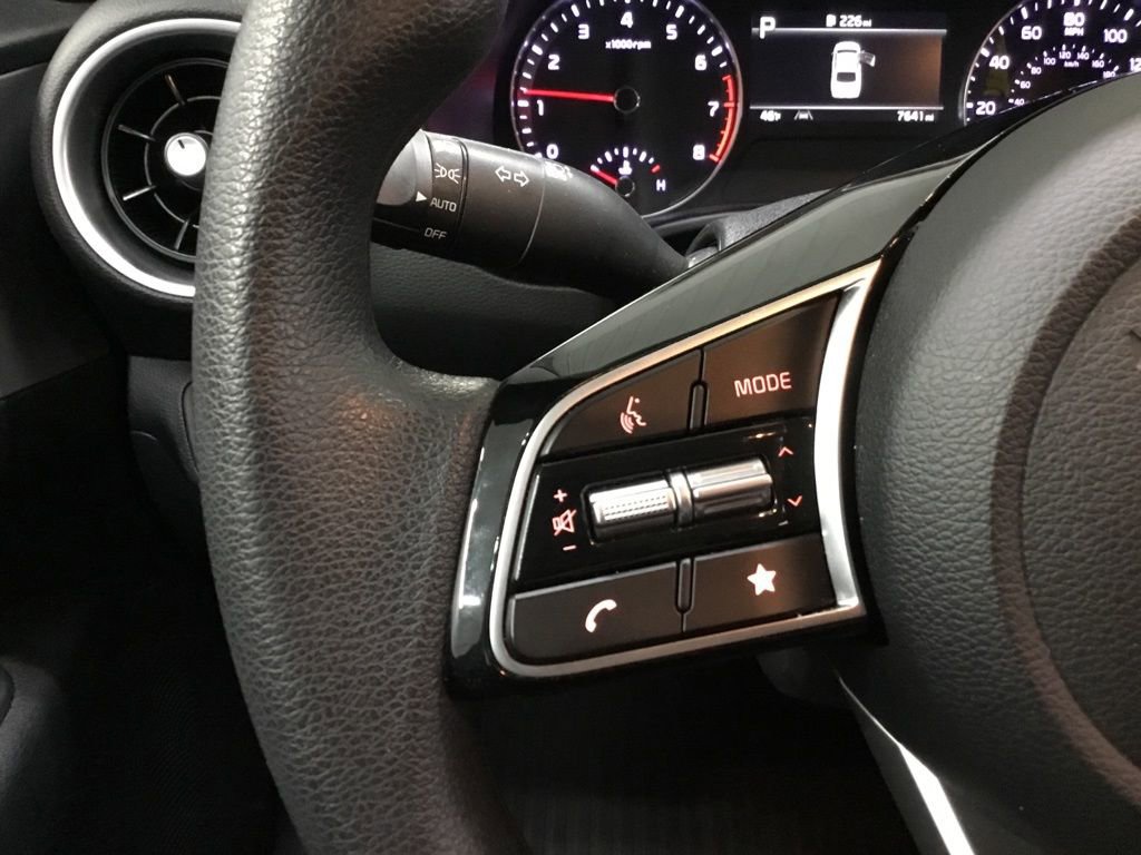 Used 2024 Kia Forte LXS image 32