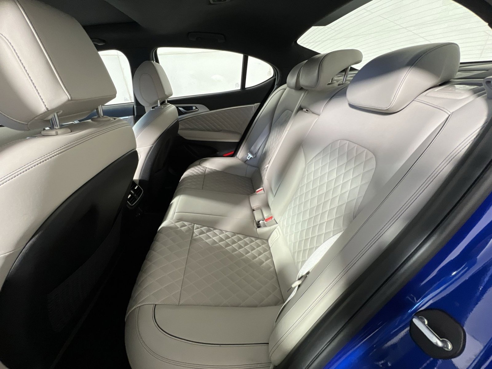 Used 2023 Genesis G70 3.3T w/ Sport Prestige Package image 23