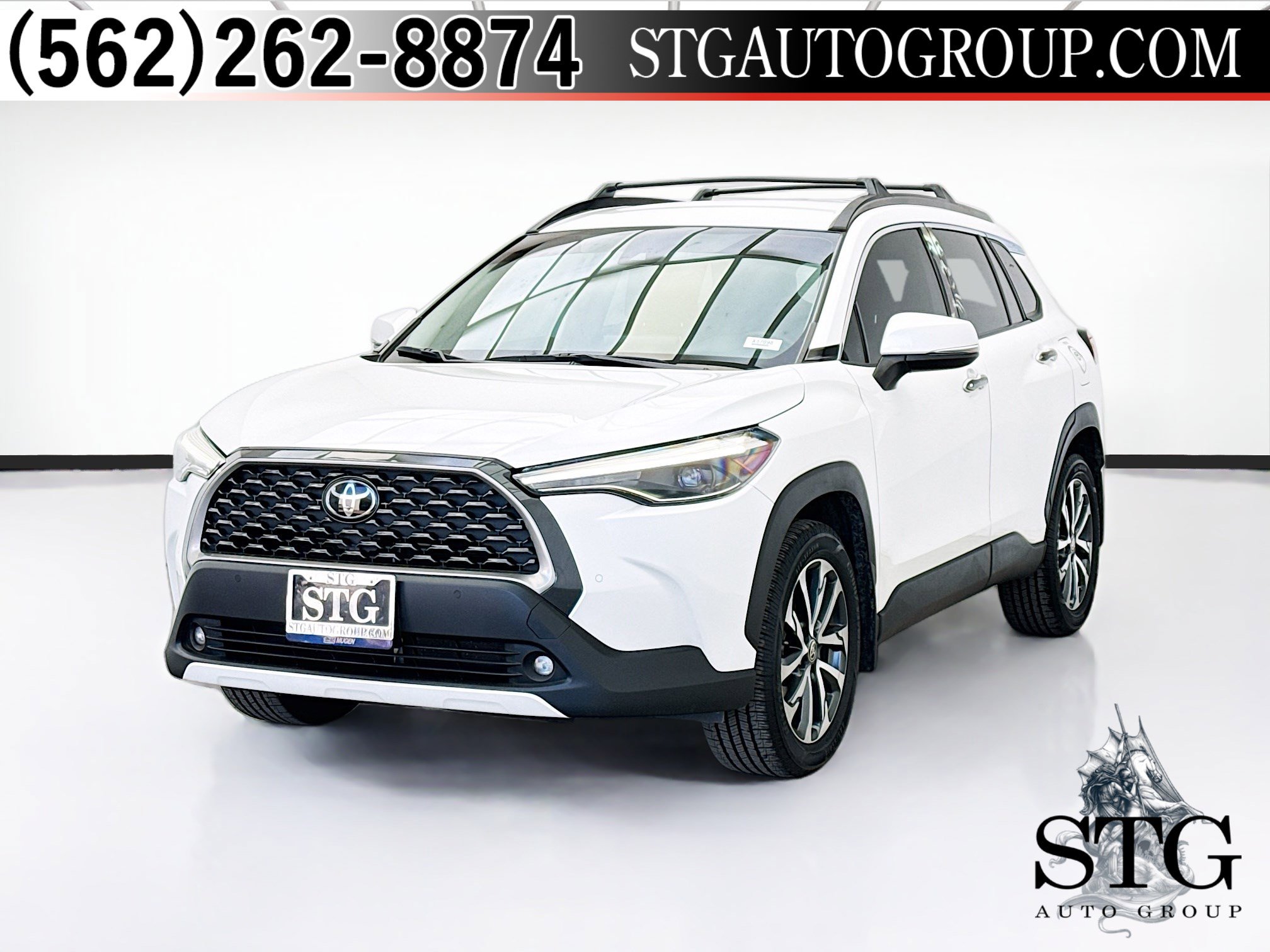 Used 2022 Toyota Corolla Cross XLE w/ Black Badges Package (TMS)
