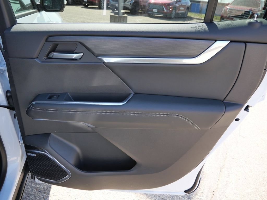 New 2026 GMC Acadia Elevation w/ Elevation Premium Package AWD/4WD image 25