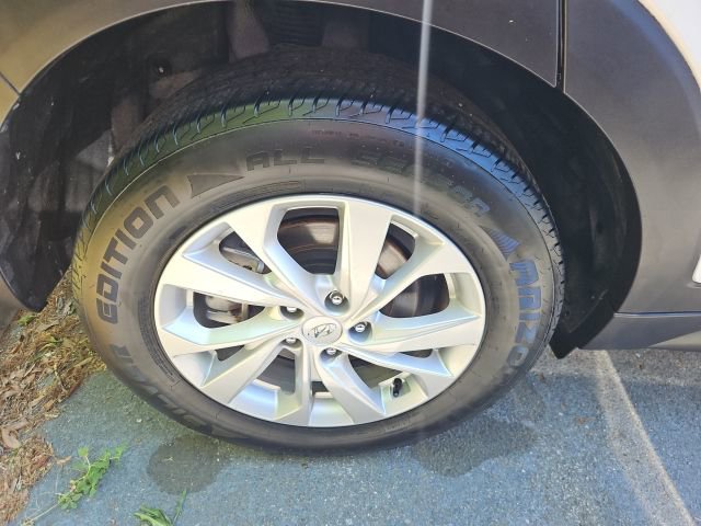 Used 2019 Hyundai Tucson SE image 5