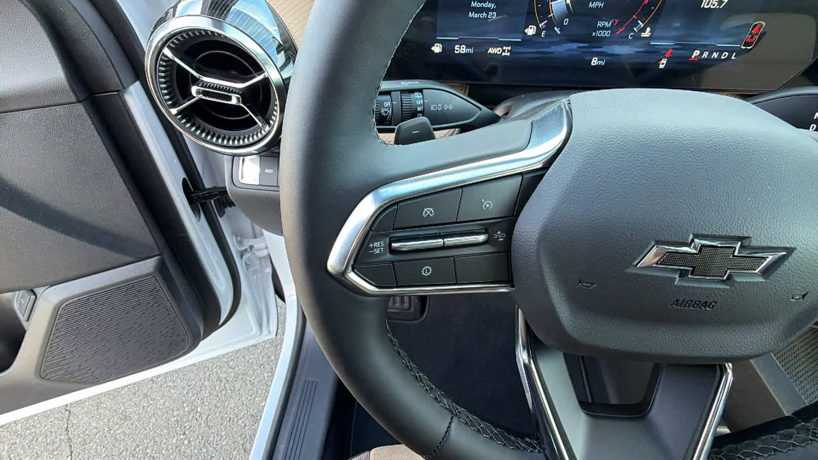 New 2026 Chevrolet Equinox ACTIV w/ Convenience Package III image 19