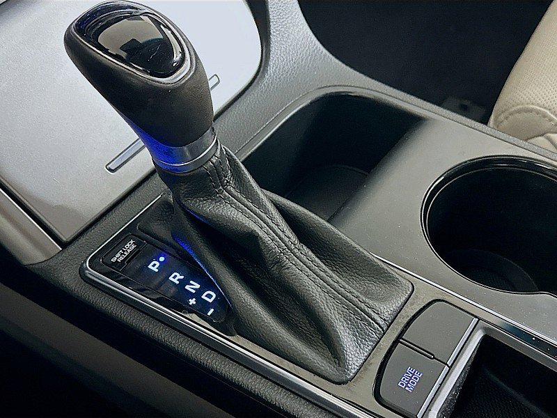 Used 2017 Hyundai Sonata Limited image 19