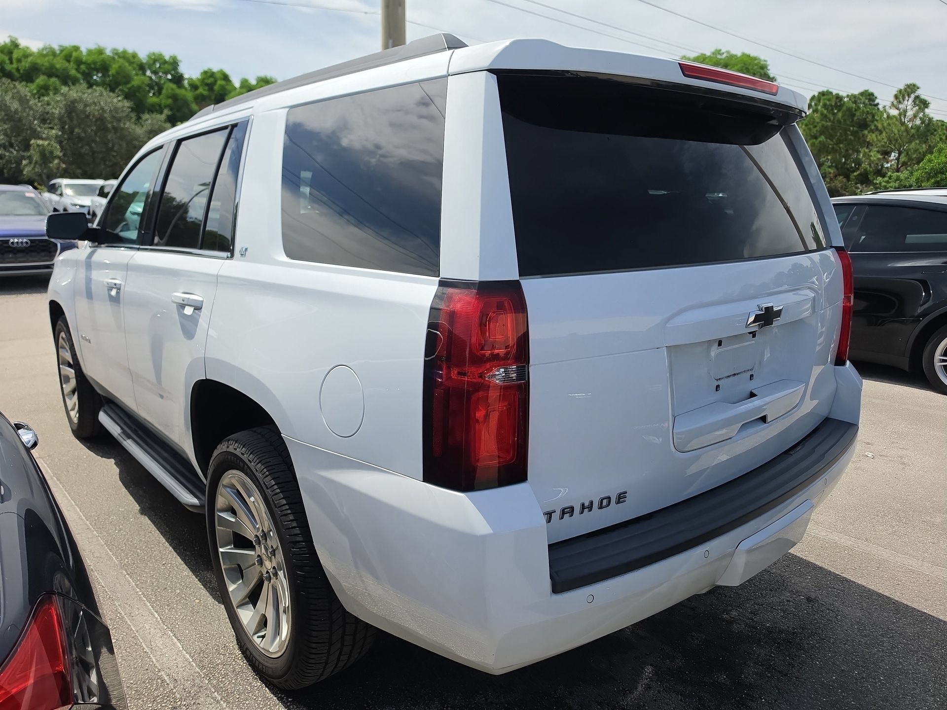 Used 2019 Chevrolet Tahoe LT AWD/4WD image 8