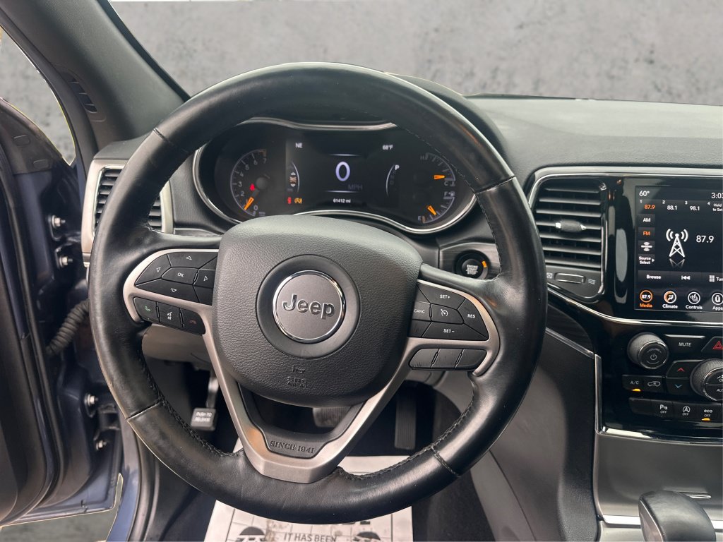 Used 2020 Jeep Grand Cherokee Limited AWD/4WD image 27