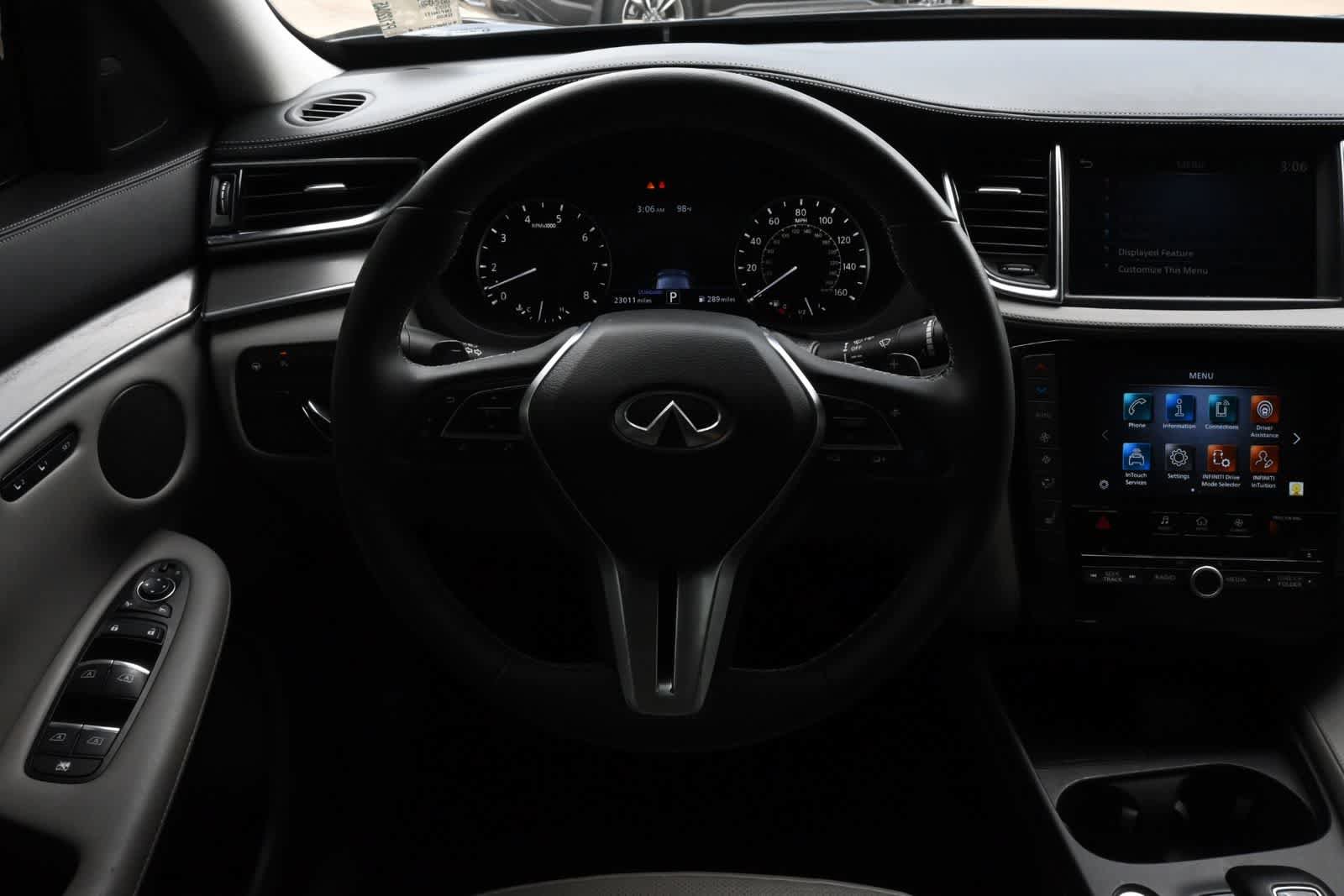 Used 2023 INFINITI QX50 Luxe FWD image 9