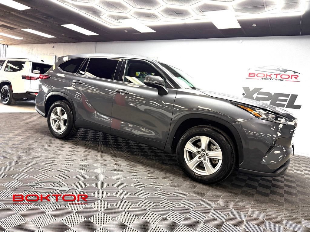 Used 2020 Toyota Highlander LE