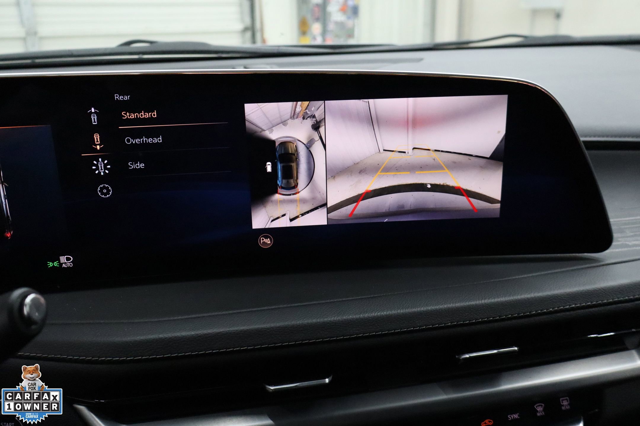 Used 2025 Cadillac XT4 Premium Luxury FWD image 22