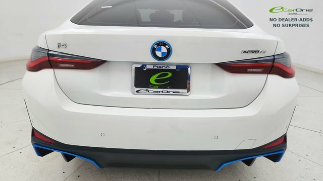 Used 2023 BMW i4 eDrive35 w/ Premium Package RWD image 11