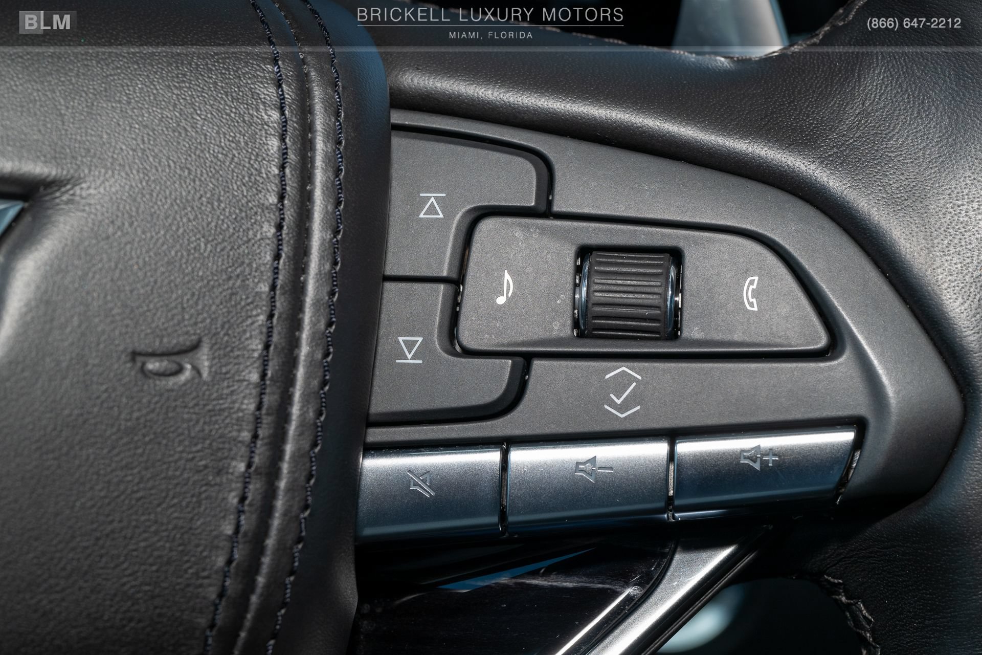 Used 2023 Cadillac Escalade V AWD/4WD image 41
