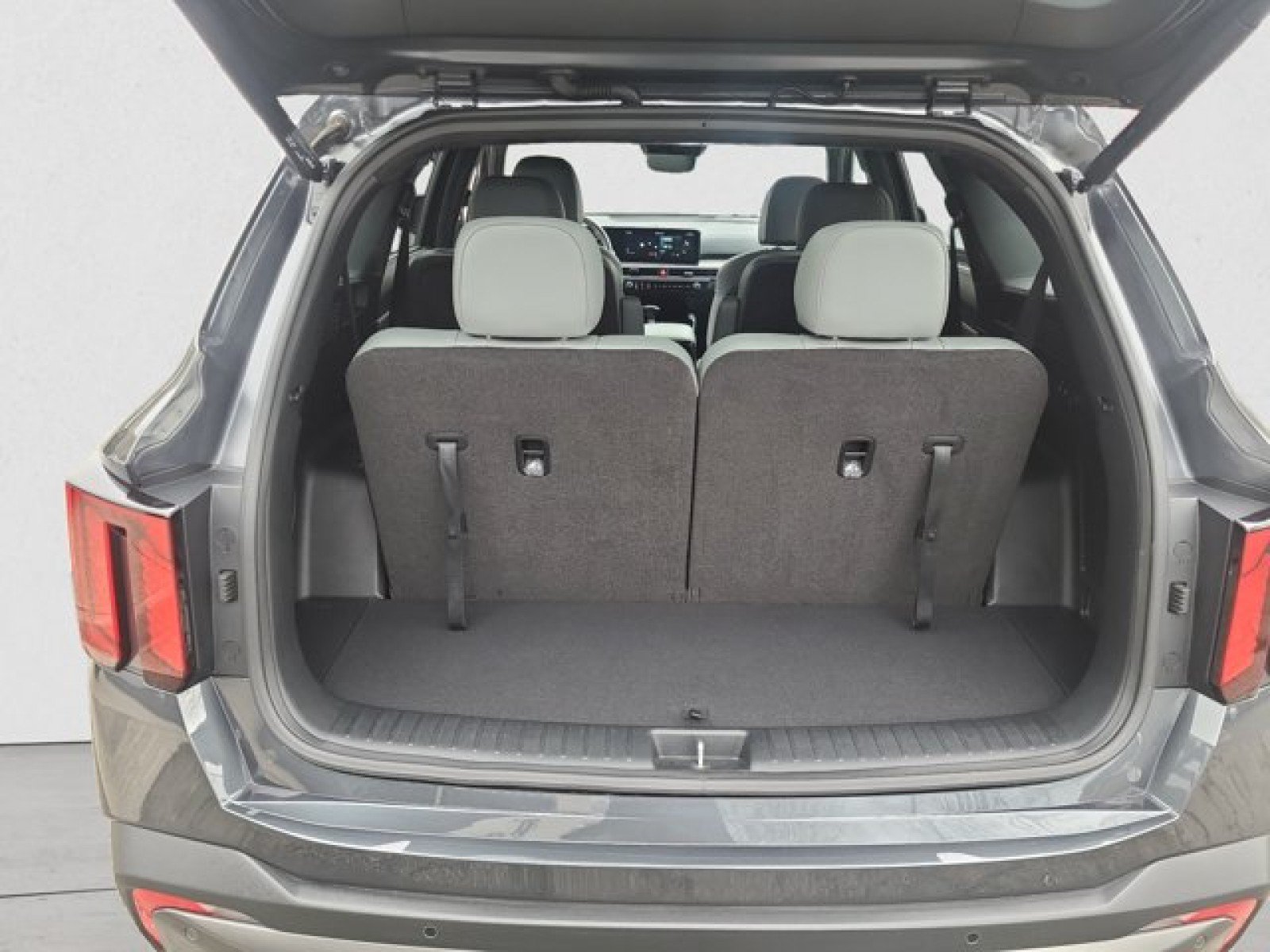 Used 2024 Kia Sorento SX Prestige w/ Sage Leather Package AWD/4WD image 21