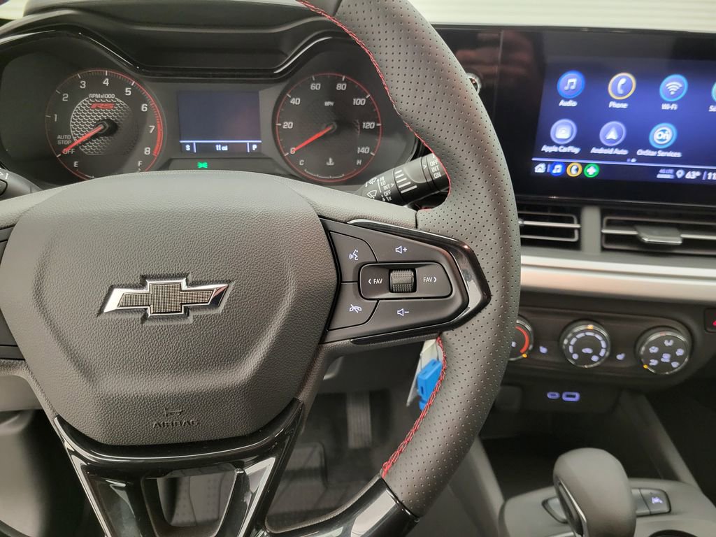 New 2026 Chevrolet Trax RS image 4