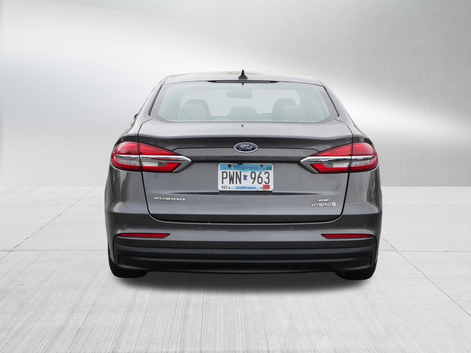 Used 2019 Ford Fusion SE image 6