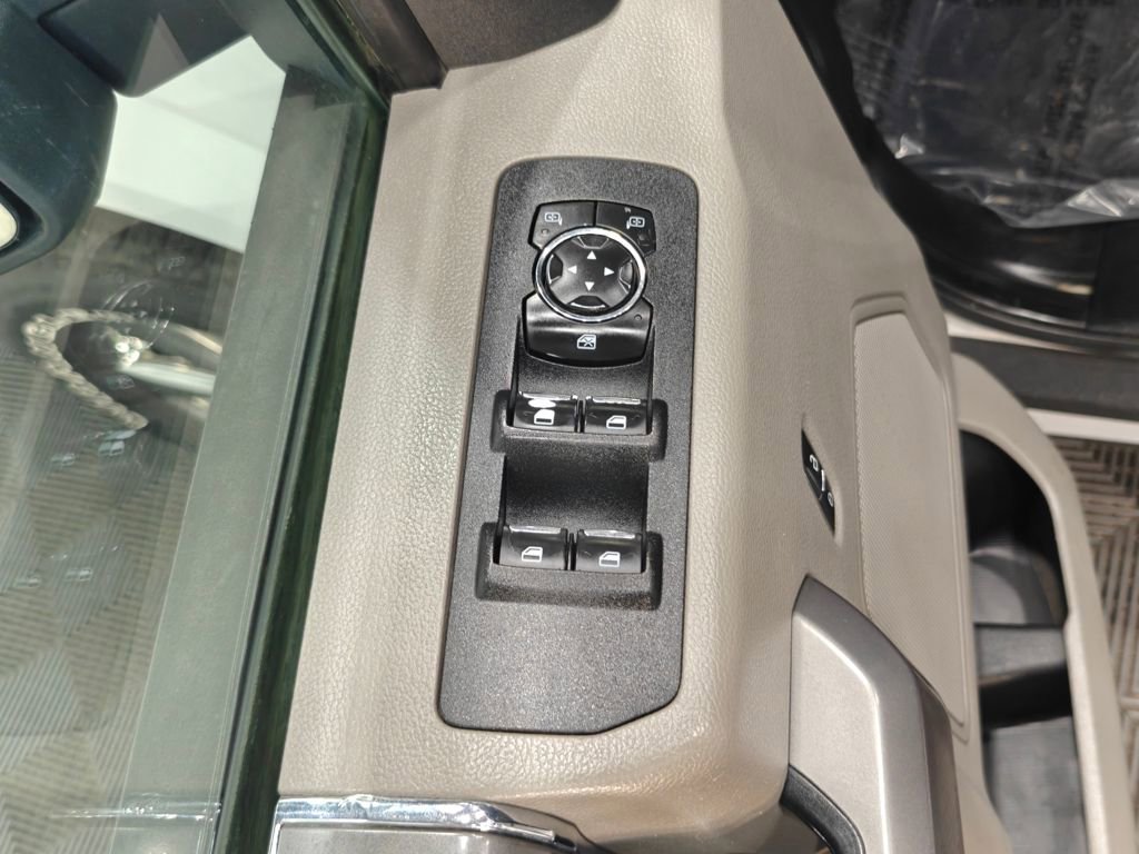 Used 2019 Ford F150 XLT w/ XTR Package image 41