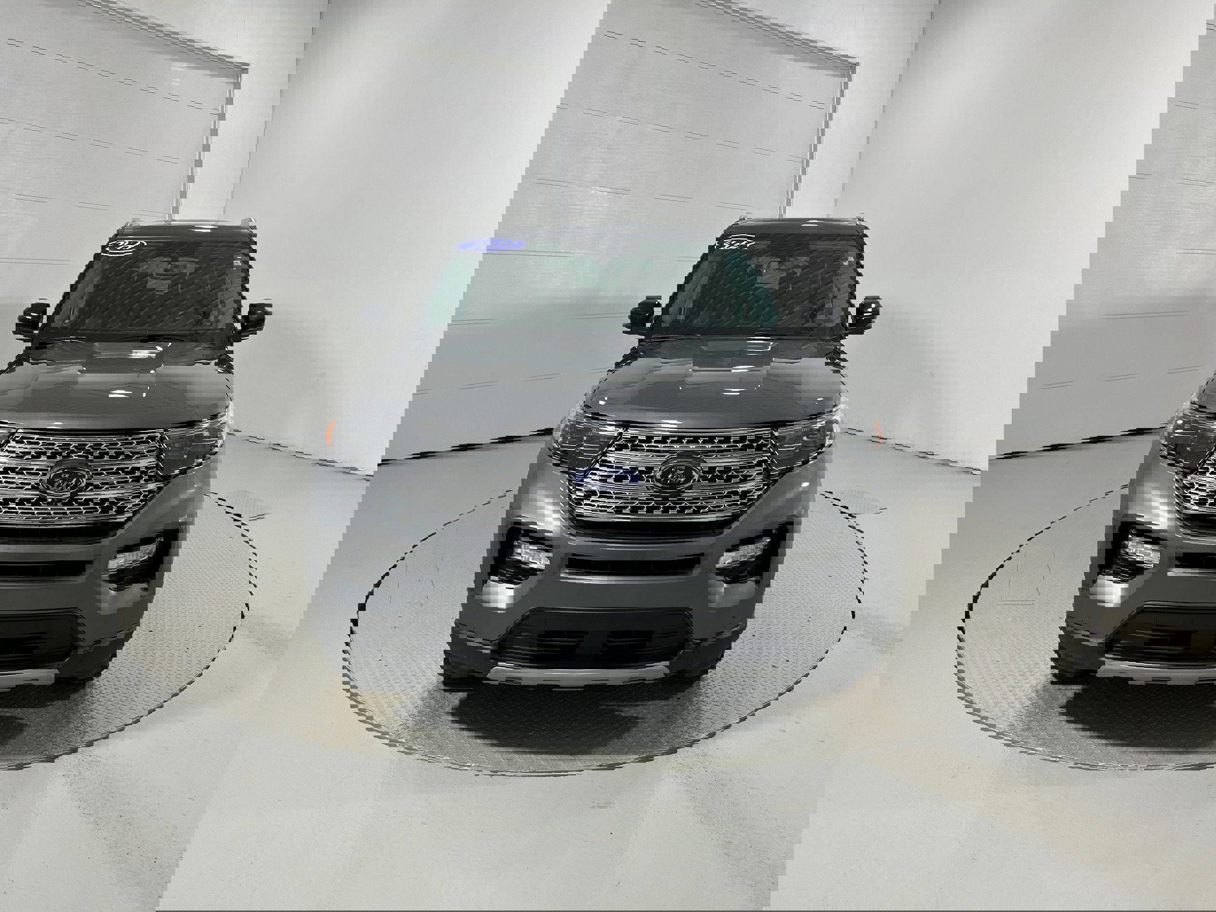 Used 2021 Ford Explorer Limited w/ Equipment Group 301A image 17