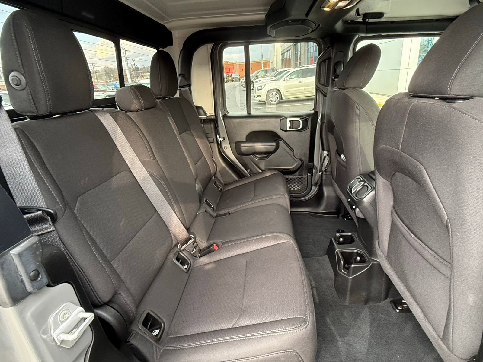 Used 2022 Jeep Gladiator Sport AWD/4WD image 14