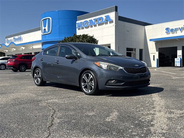 Used 2016 Kia Forte EX image 2