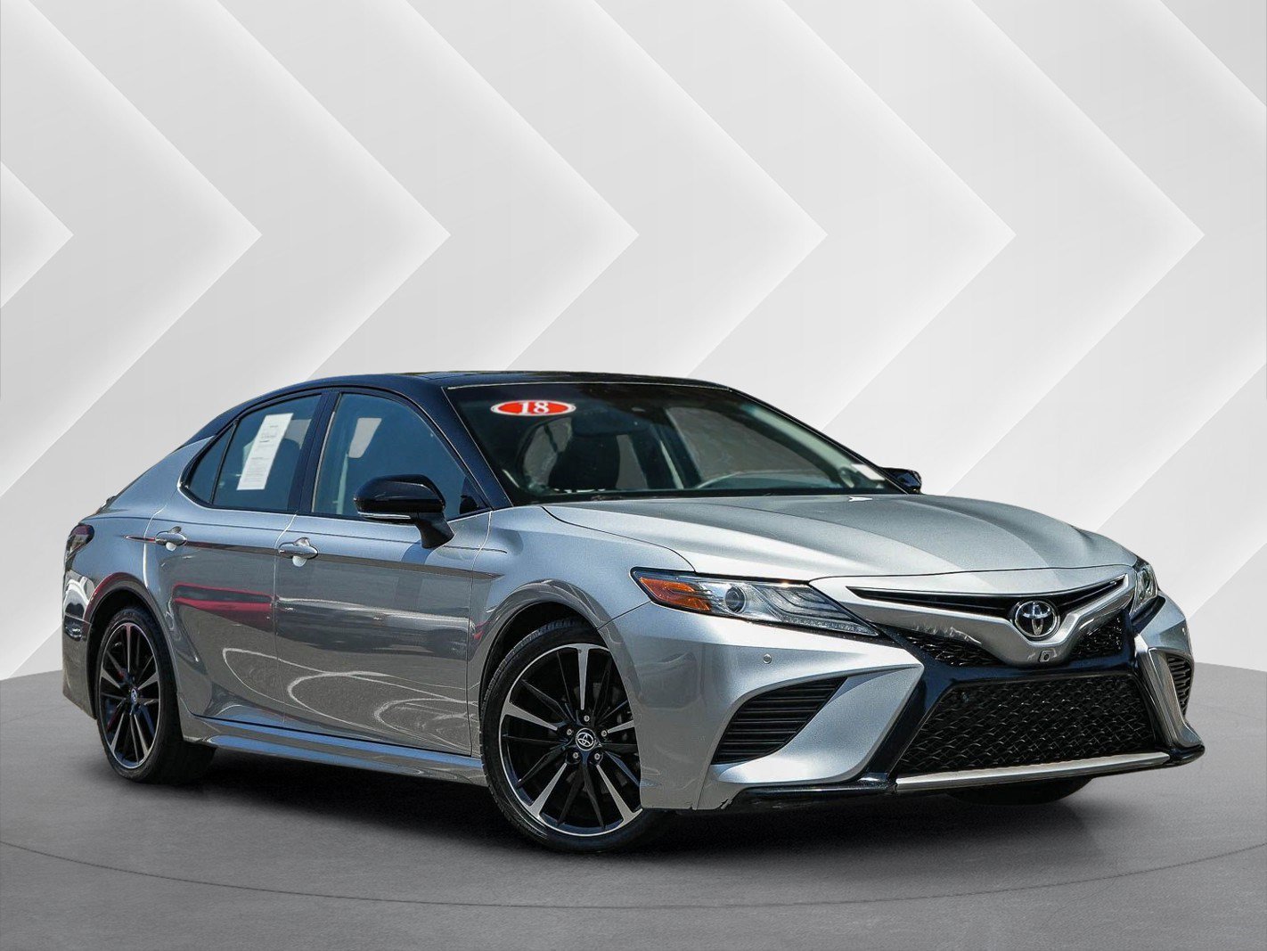 Used 2018 Toyota Camry XSE w/ Driver Assist Package FWD image 1