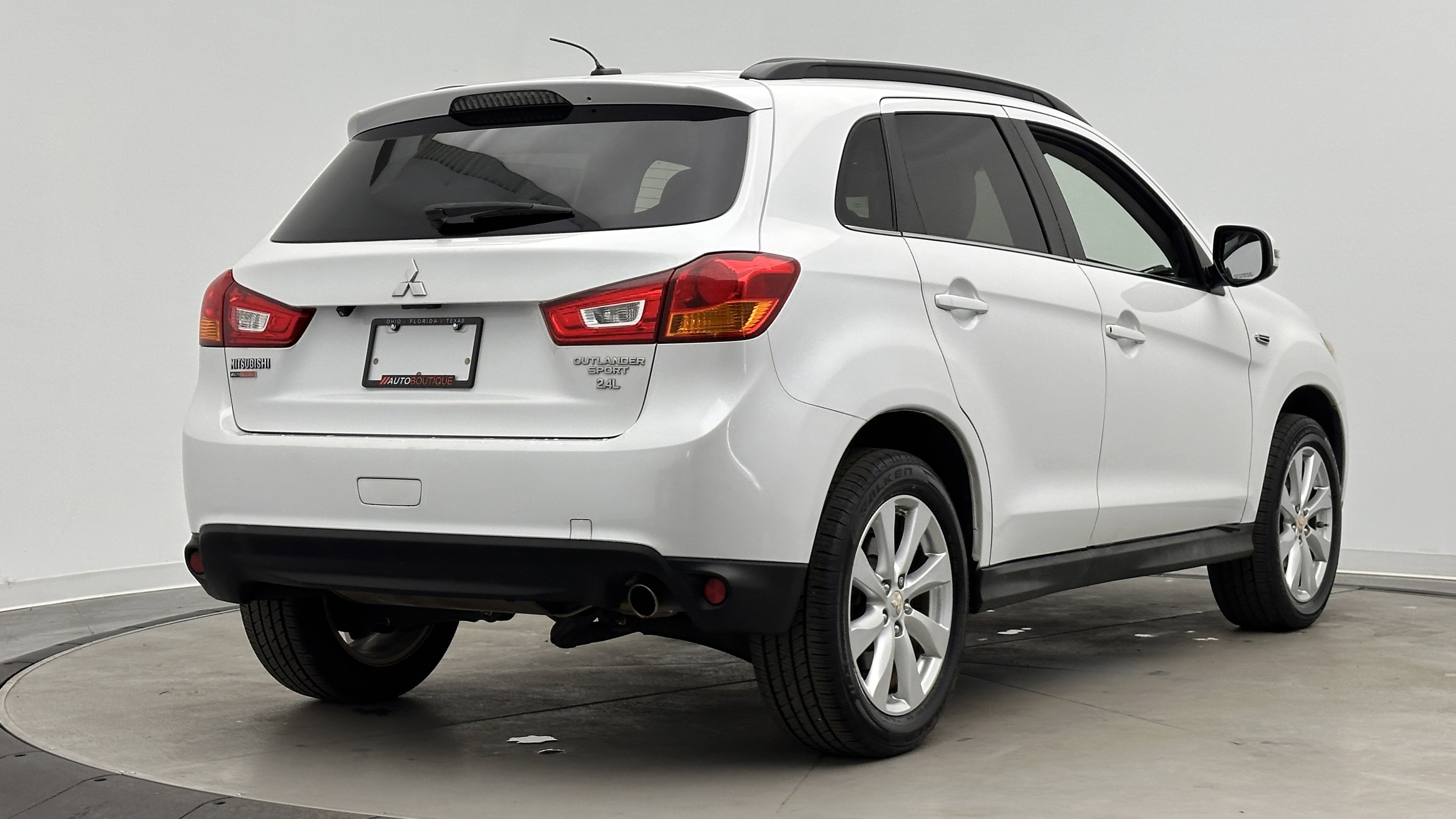 Used 2015 Mitsubishi Outlander Sport GT image 7