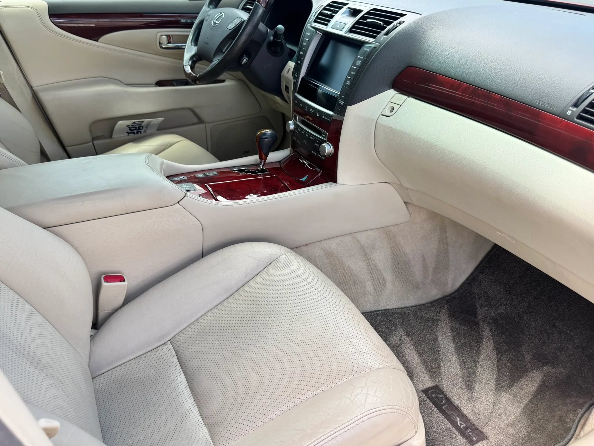 Used 2012 Lexus LS 460 w/ Luxury Value Edition RWD image 20