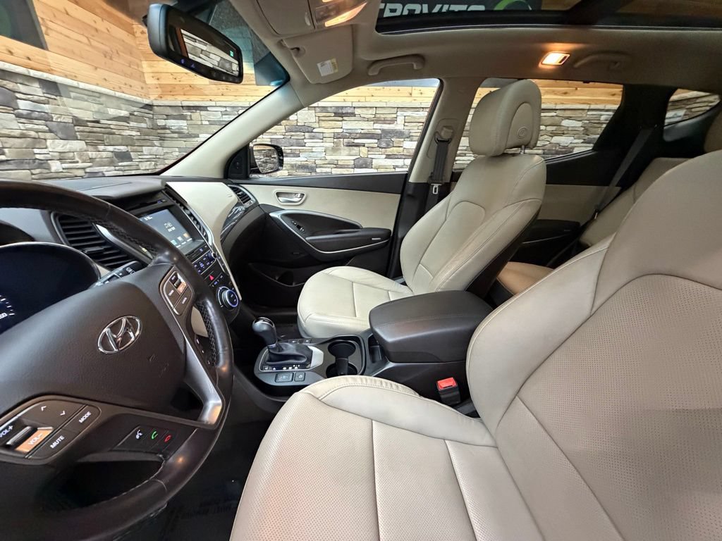 Used 2017 Hyundai Santa Fe Sport AWD/4WD image 11